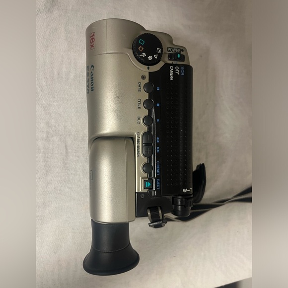 Canon ES270 8mm Video8 Camcorder VCR Player Camera Video . As It Is . No Tested. - Picture 4 of 9